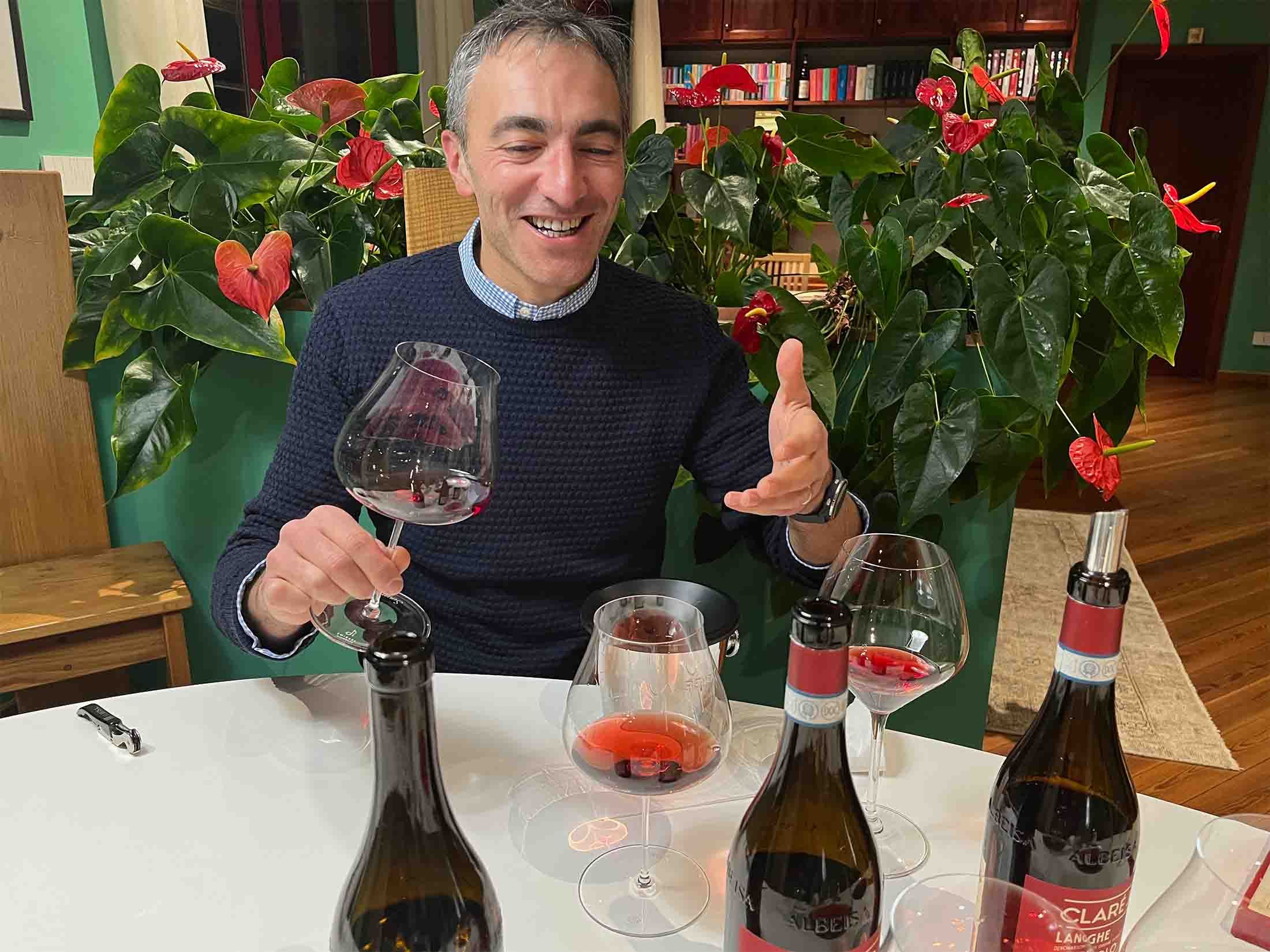 Giuseppe Vaira tastes vintages of his alt_Nebbiolo inspired by the writings of Thomas Jefferson